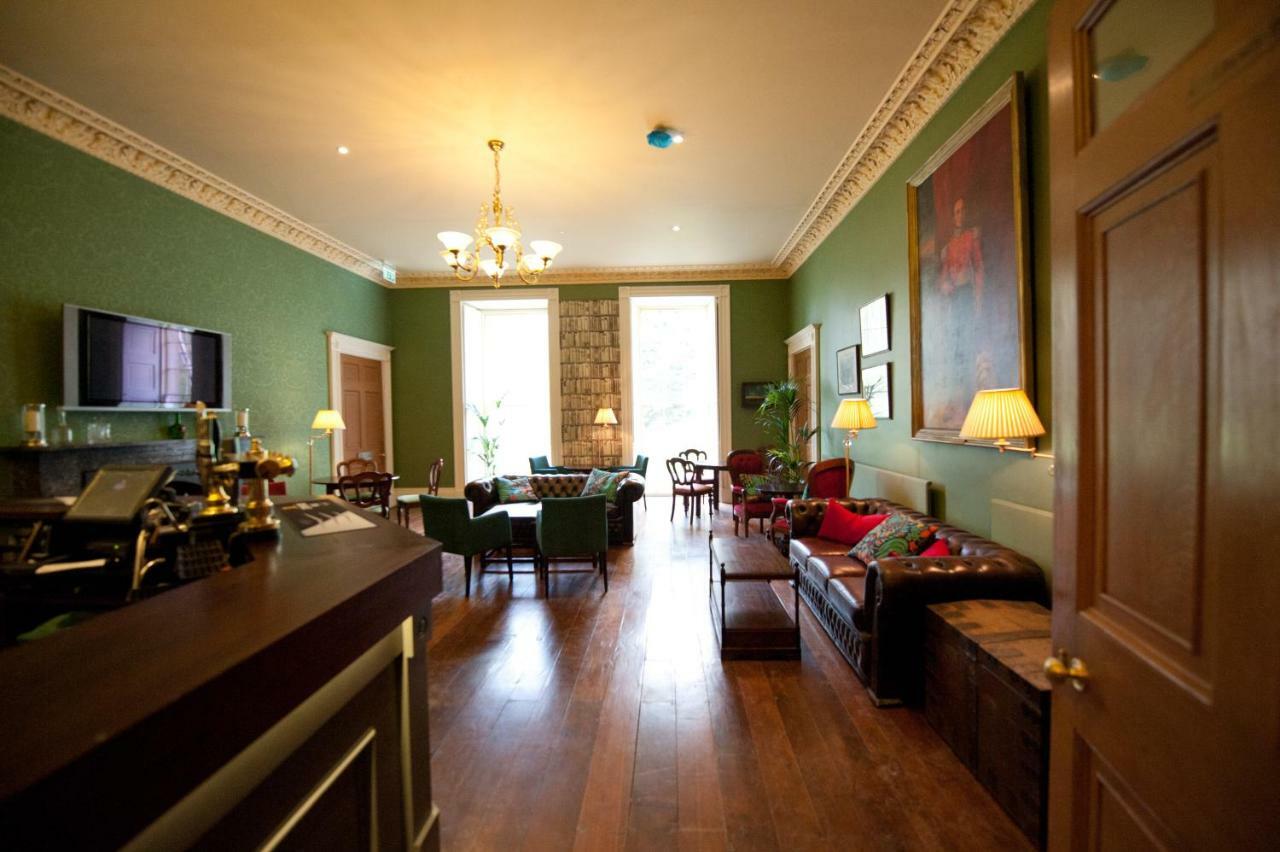 Plas Nanteos Mansion Aberystwyth Eksteriør bilde